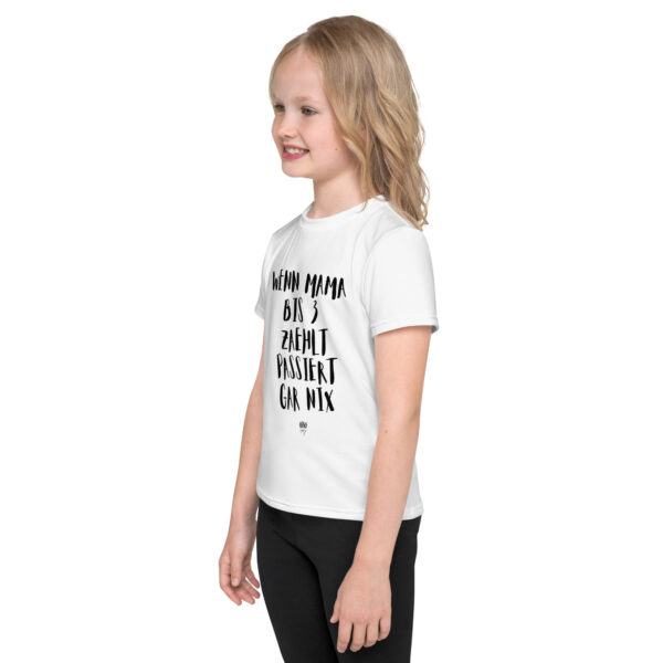 T-Shirt mit Rundhalsausschnitt für Kinder oiso i find jo/wenn mama bis 3 zählt – Bild 3