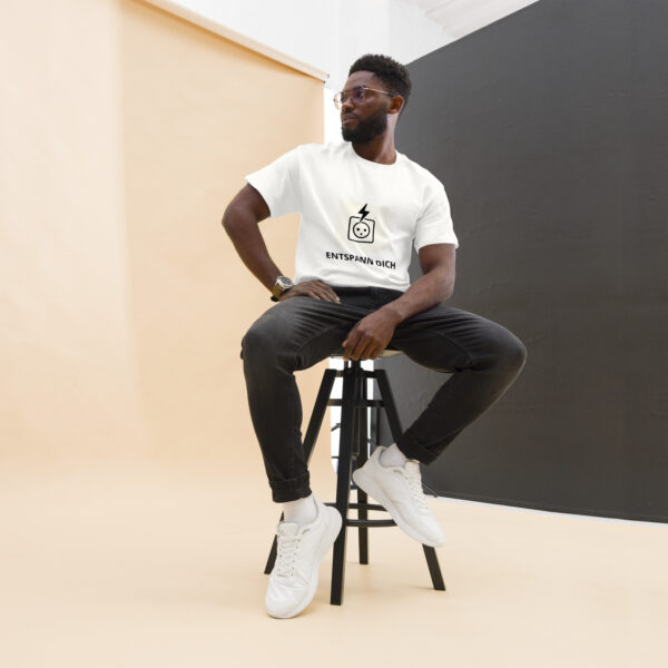 Klassisches Unisex T-Shirt Schamane WOIF - ENTSPANN DICH – Bild 9